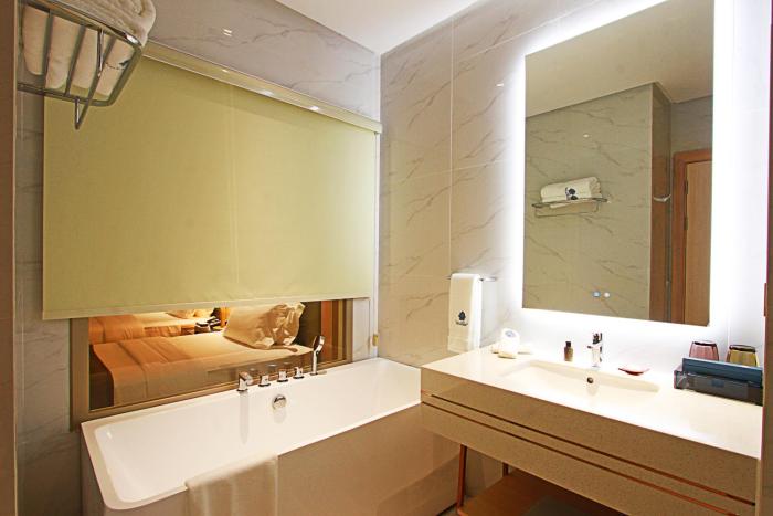 luxu hotel and resort