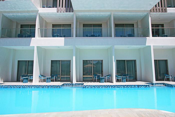 luxu hotel and resort