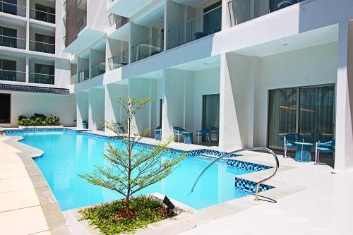 luxu hotel and resort