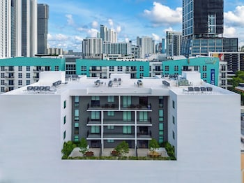 sense28 edgewater an avantstay hotel