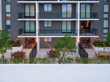 sense28 edgewater an avantstay hotel