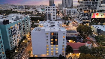 sense28 edgewater an avantstay hotel