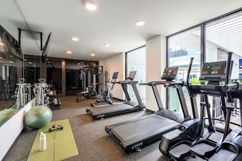 sense28 edgewater an avantstay hotel