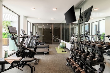 sense28 edgewater an avantstay hotel