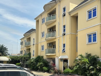jun yue ikeja lagos hotel