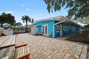 east gulf dockside beach homes