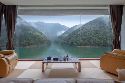 lost lodge shendu wubei linan