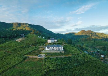 ruvinya hills luxury bungalow
