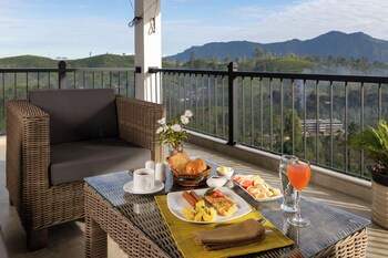 Ruvinya Hills Luxury Bungalow,,3 star