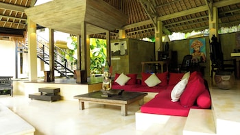 nomadic resort bali