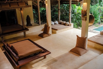 nomadic resort bali