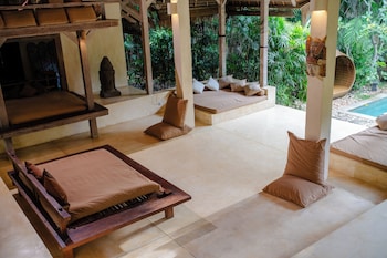nomadic resort bali