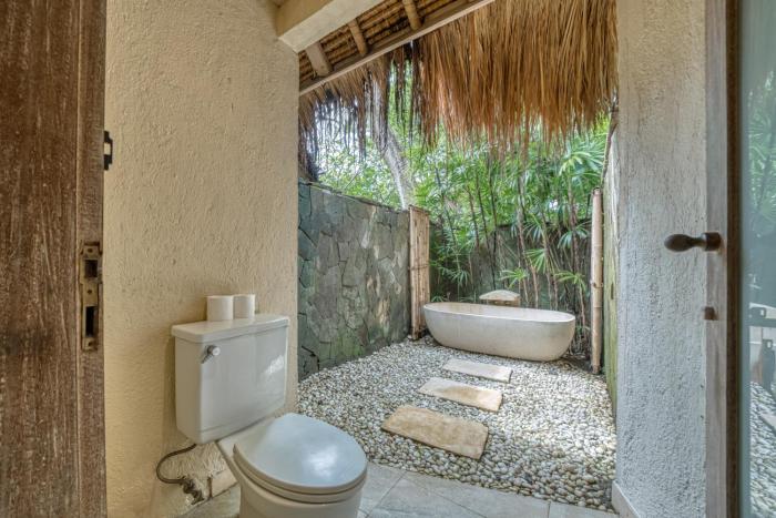 nomadic resort bali