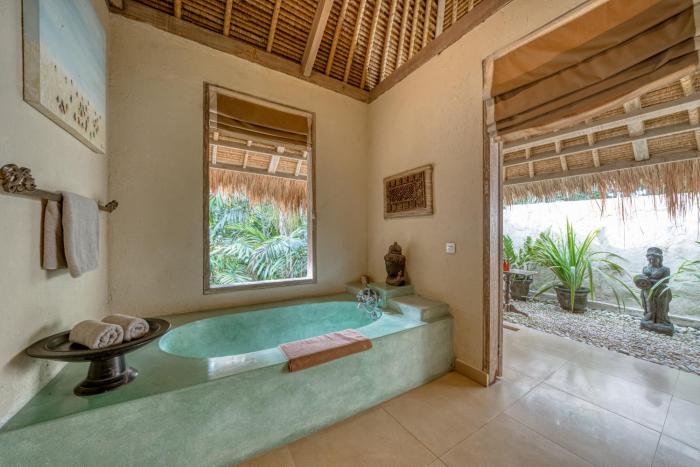 nomadic resort bali