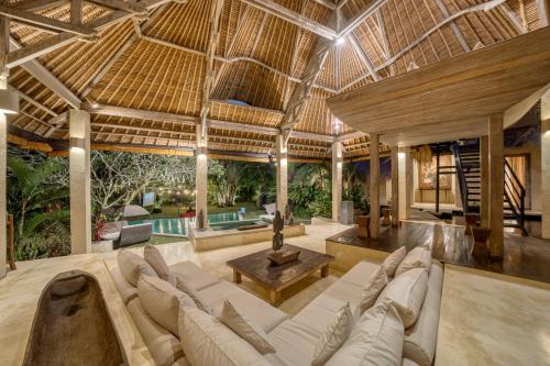 nomadic resort bali