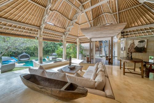 nomadic resort bali