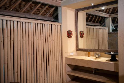 nomadic resort bali