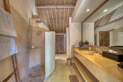 nomadic resort bali