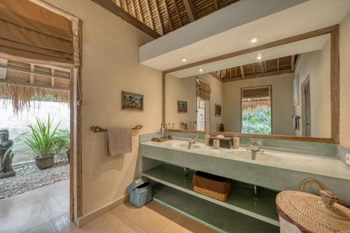 nomadic resort bali