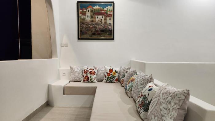 bnaya villa riverside