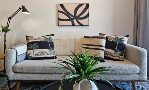 four on o fluent serviced apartments