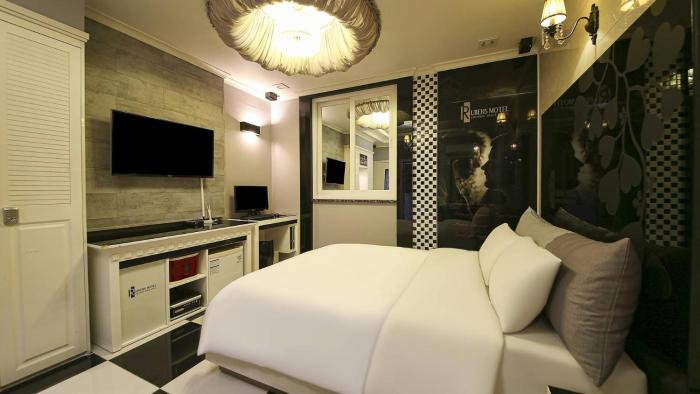from h rubens hotel mokpo pyeonghwa square
