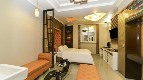 from h rubens hotel mokpo pyeonghwa square