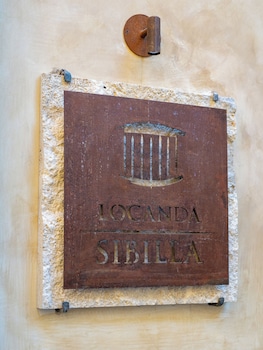 locanda sibilla luxury suites