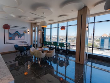 sea tower hotel
