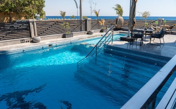 sea tower hotel