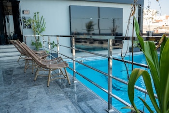 sea tower hotel