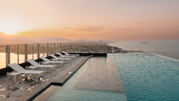 Plott The One Sokcho Xiella The Beach,,3 star