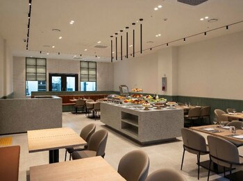 Plott The One Sokcho Xiella The Beach,,3 star