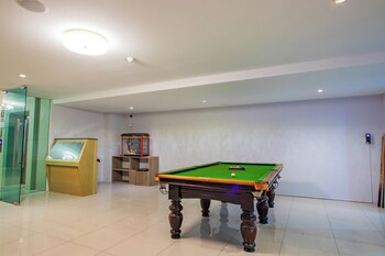 dwija hotel and suite