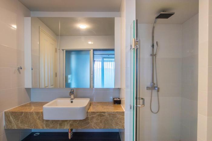 dwija hotel and suite