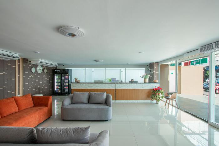 dwija hotel and suite