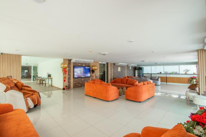 dwija hotel and suite