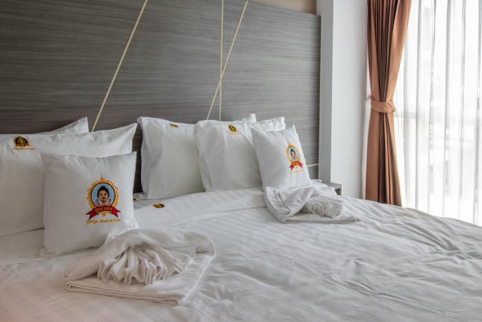 dwija hotel and suite