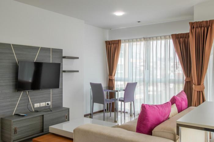 dwija hotel and suite