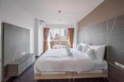 dwija hotel and suite