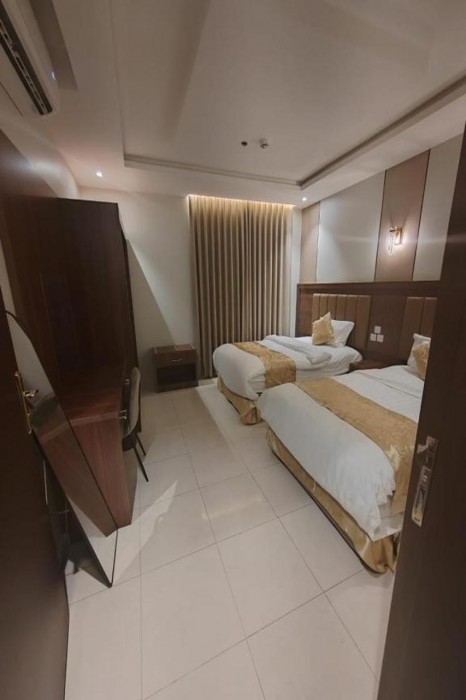 Golden New Mahayel,,3 star