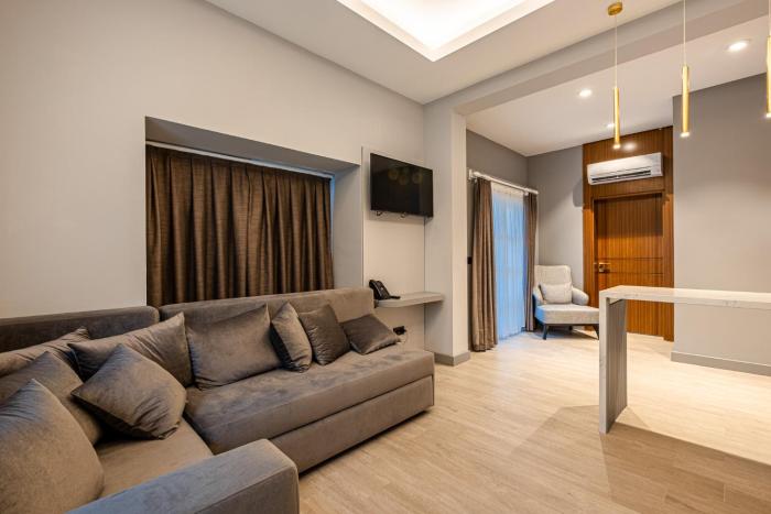 get royal suits spa