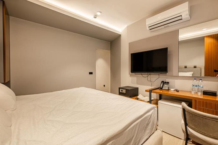 get royal suits spa