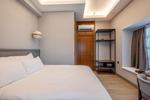 get royal suits spa