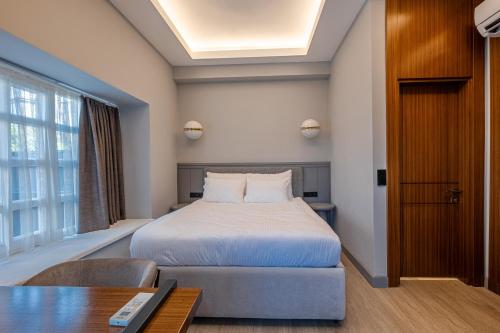 get royal suits spa