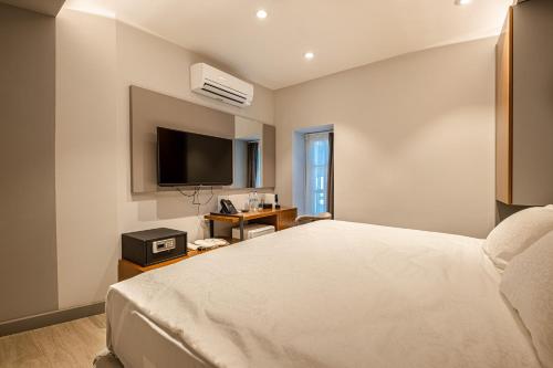 get royal suits spa