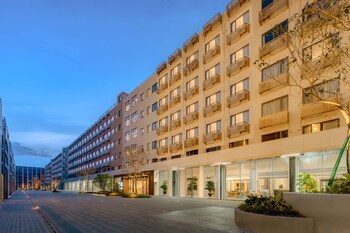 dongguan guomao yuanyue li youth hotel