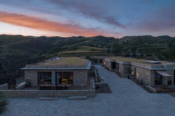 lostvilla hohhot yellow river canyon