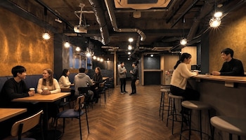 Shijo Guesthouse Hive - Hostel,,2 star