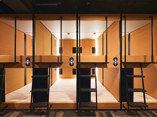 shijo guesthouse hive hostel